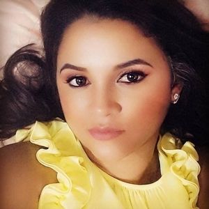 Meet your Posher, Moraima